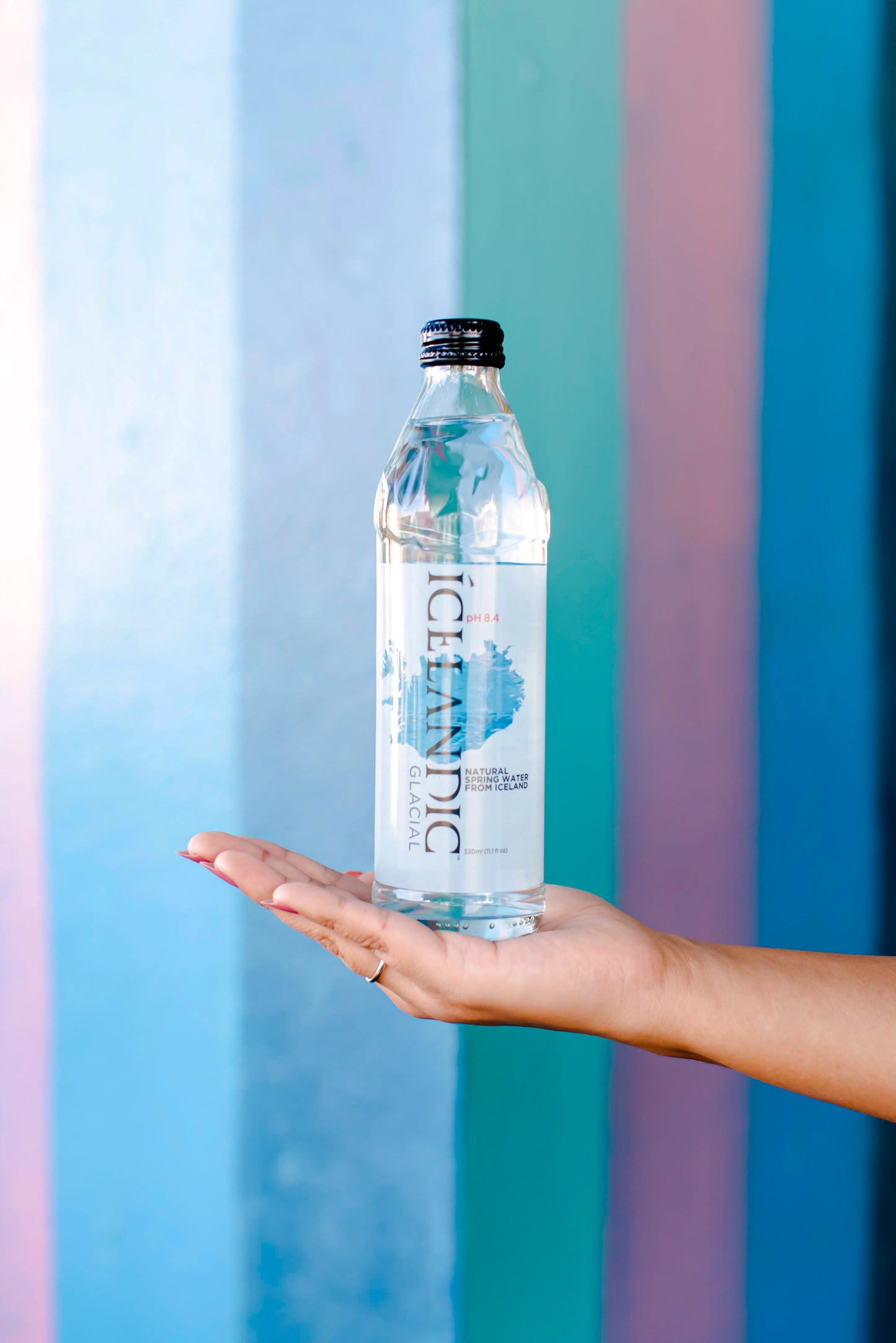 Icelandic Glacial Natural Mineral Water 330 ml glass