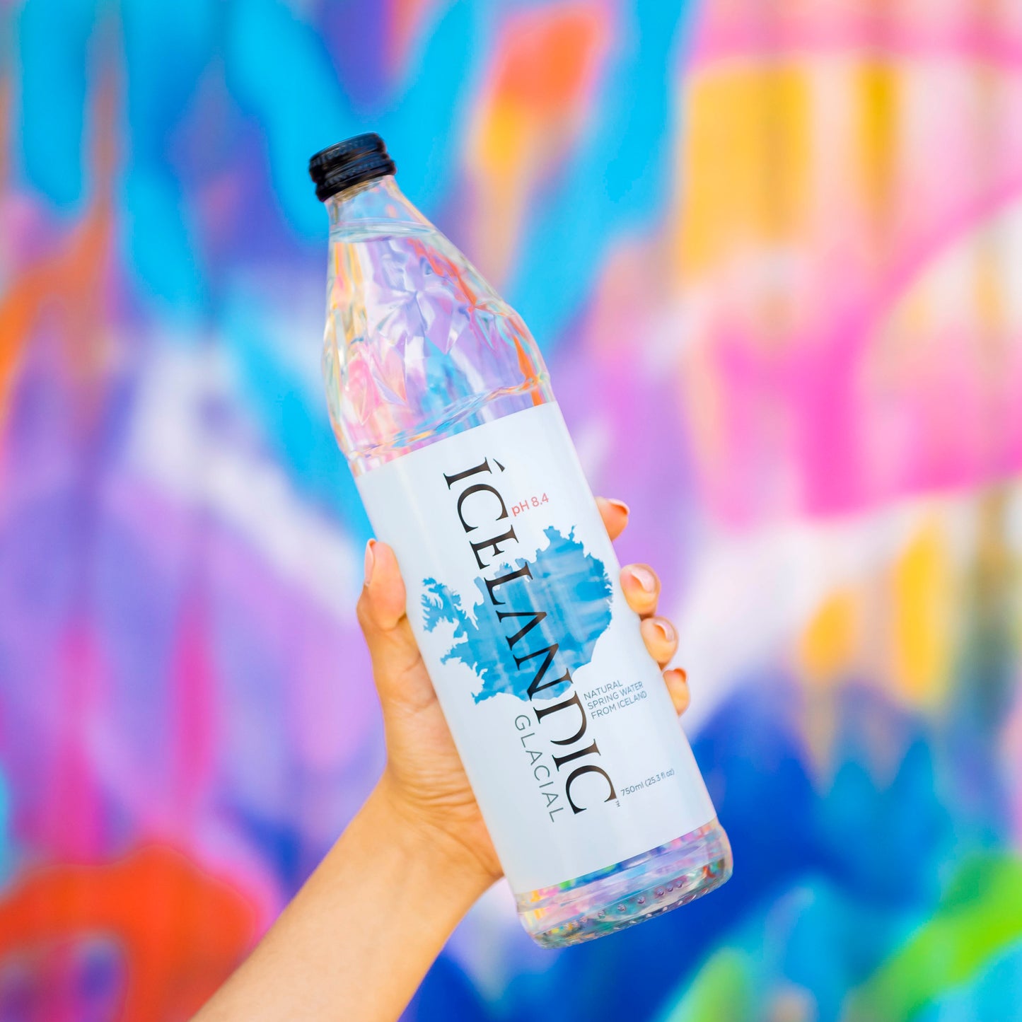 Icelandic Glacial Natural Mineral Water 750 ml Glass